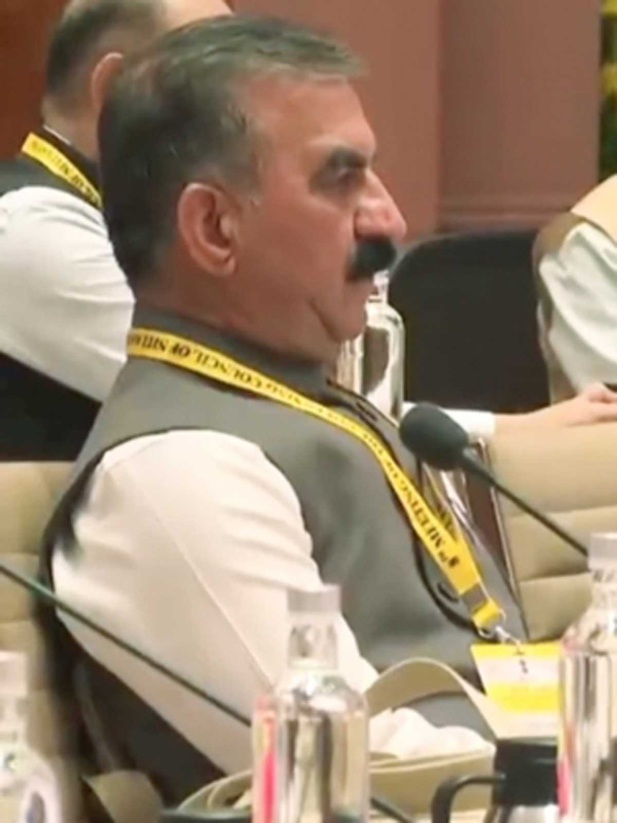 हिमाचल के सीएम का केंद्र से आग्रह : 9,242 करोड़ रुपये का पेंशन फंड लौटाएं